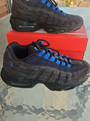 Nike Air Max 95 athletic shoes used, size 36.5, black and blue