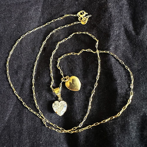 Vintage 14K gold necklace with two hearts
