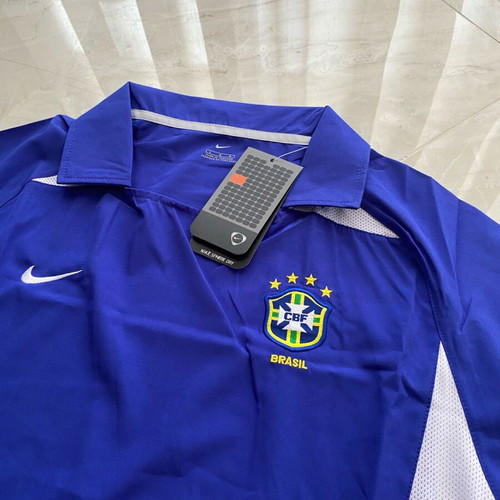 Nike Brazil Away Shirt 2002-03 new with tags, large