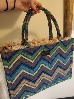 Sorena Handmade τσάντα καινούργια, πολύχρωμη, βελούδινη επένδυση