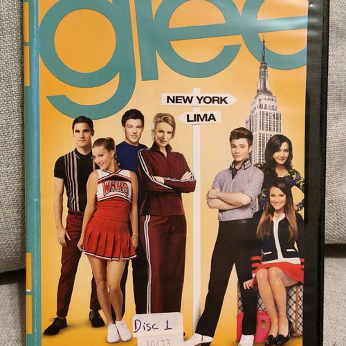 Glee complete series seasons 1-4, 26 DVDs like new with Greek subtitles