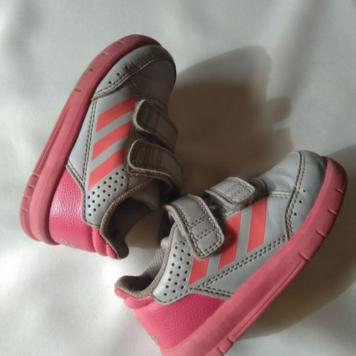 Adidas baby shoes used, size 21