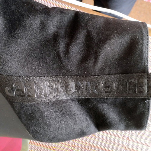 Amisu suede ankle boots like new, size 39, black