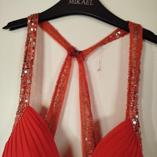 Mikael coral dress like new with embroidered beads, size M
