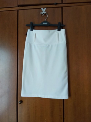 White midi skirt Bellino size M like new