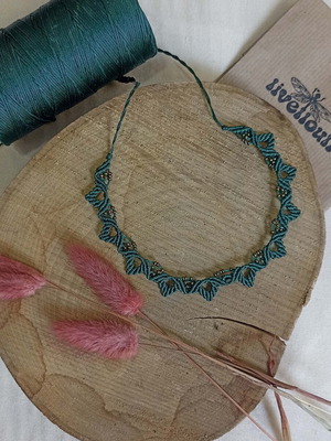 Macrame green necklace new handmade with brass beads