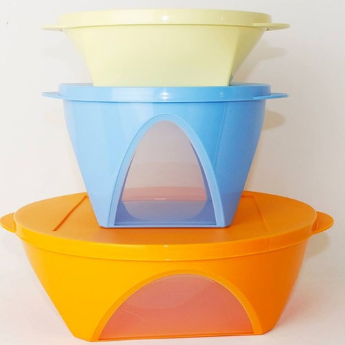 Tupperware set of 3 airtight and watertight bowls, new