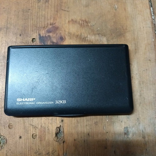 Sharp electronic organizer 32kb zq2200 like new
