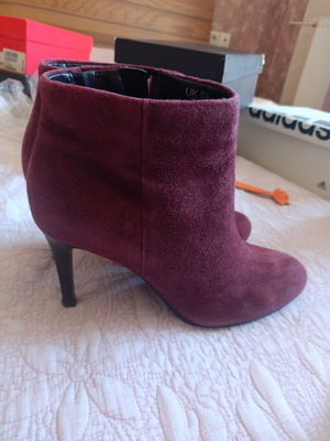 Marks and Spencer short boots size 38.5 red burgundy like new