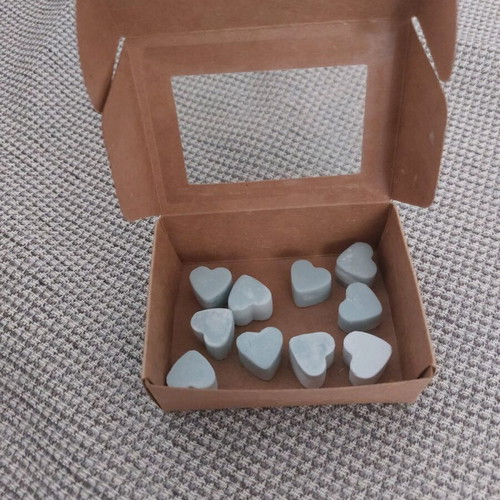 Wax melts with cotton scent, pack of 10 hearts