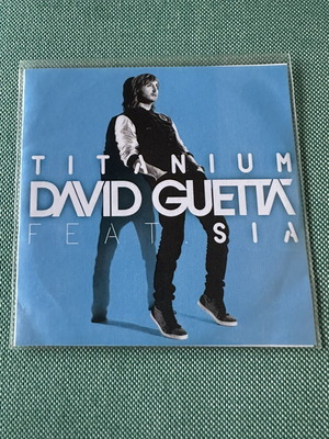 David Guetta Sia Titanium Promo CD like new, electronic