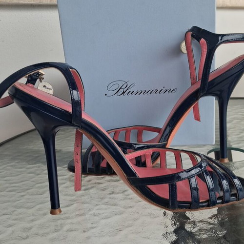 Blumarine sandals like new, pink and purple