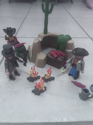 Playmobil 5250 Western Outlaw Hideout Set 2013