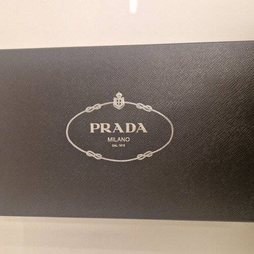 Prada shoe box original new