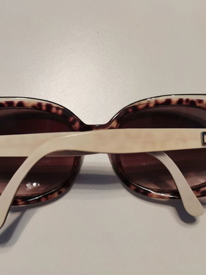 Γυαλιά ηλίου Dolce & Gabbana σαν καινούργια, άσπρα