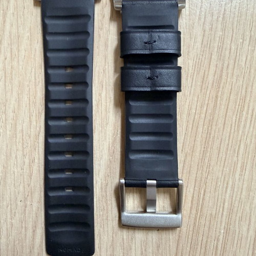 Nomad leather strap for Apple Watch 44/45/49 like new