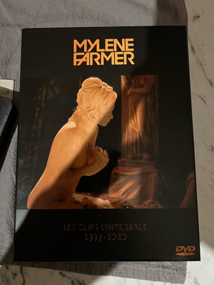 Mylene Farmer boxset 3 DVDs και βιβλίο 1999-2020 σαν καινούργιο, limited edition