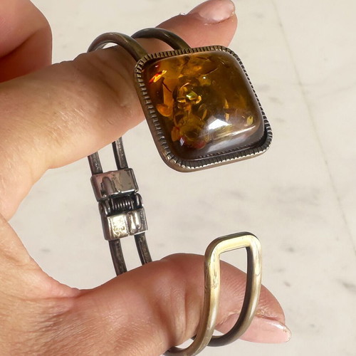 Vintage bracelet with amber 1960s used