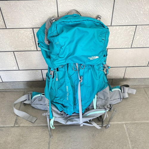 North Face Hiking Backpack Women M-L 65L Like New