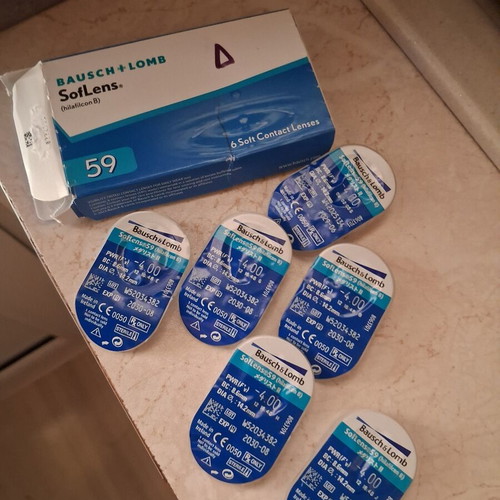 Bausch&Lomb Monthly Contact Lenses for Myopia 4 Diopters New