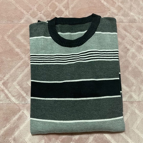 Men's wool long-sleeve sweater, size S, black and white