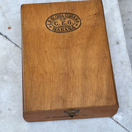 Vintage La Gloria Cubana Habana Serie Medaille d’Or wooden cigar box used