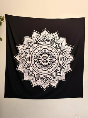 Ταπετσαρία τοίχου Boho Mandala μεταχειρισμένη 140x140 cm ασπρόμαυρη