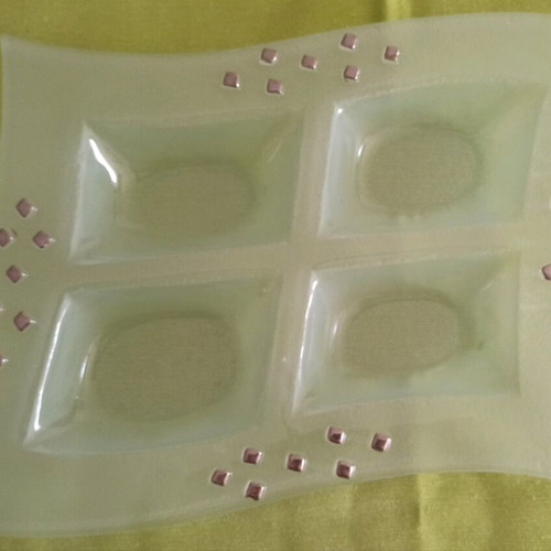 Ornteviera/Nuts tray 4 sections new