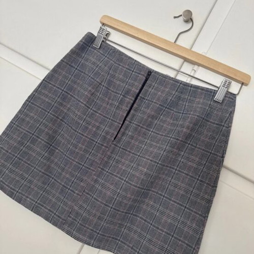 Short skirt like new, gray and blue, alpha line, size S