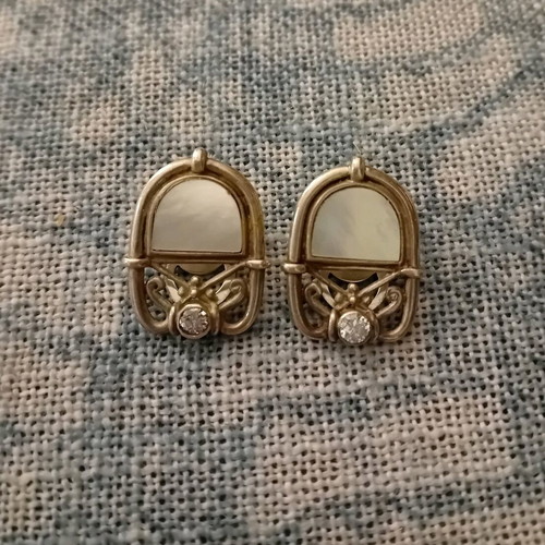 Vintage 925 Sterling Silver Clip-On Earrings with Mother of Pearl like new