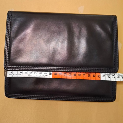Vintage leather shoulder bag and clutch like new, black
