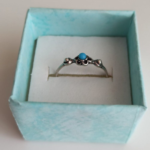 Vintage silver ring with turquoise like new