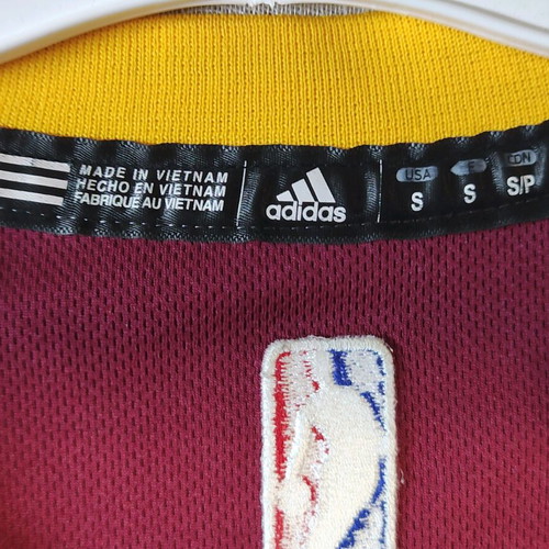 LeBron James #23 Cleveland Cavaliers Adidas NBA Swingman Jersey like new