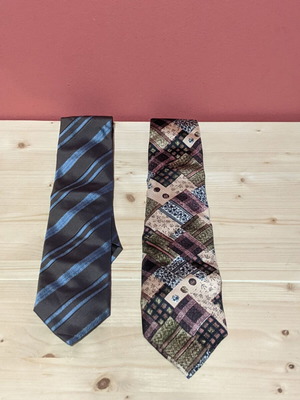 Ties like new condition