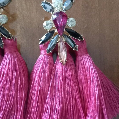 Earrings like new with pink tassel and stones