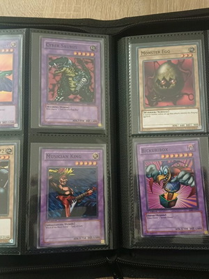 Yu-Gi-Oh! Binder 2/2 like new with 68 first edition cards