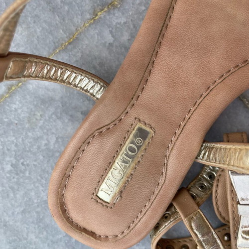 Migato flat sandals used size 37 beige