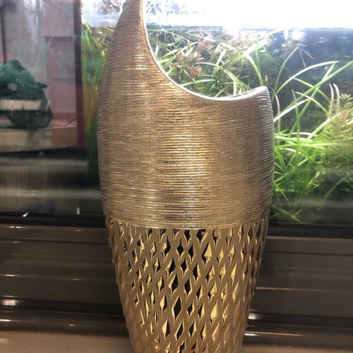 Ceramic vase like new, height 30cm