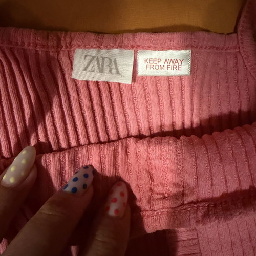 Zara pink girls' top 98 cm, age 2-3 years, missing one button