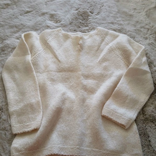 Handmade white sweater like new with buttons