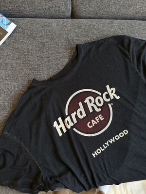 Hard Rock Cafe Hollywood vintage t-shirt used