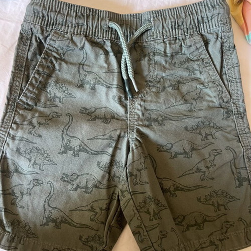 Shorts pack for boy 18-24 months like new, 4 pieces