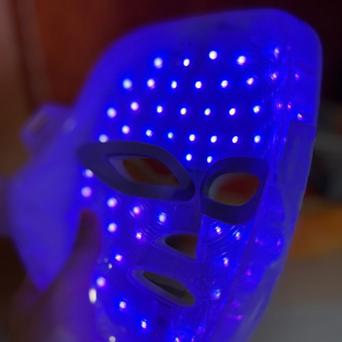 LED Facial Mask like new, skincare at home