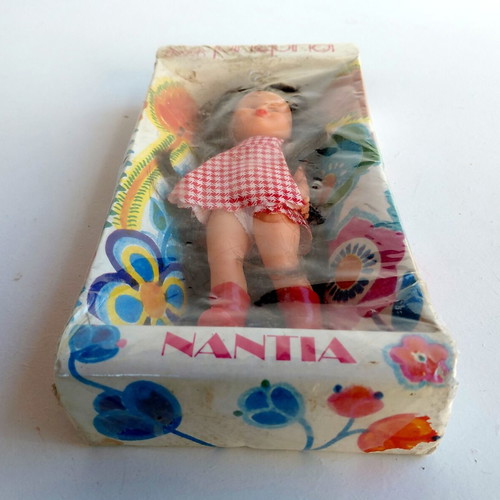 Nantia vintage baby doll 1970s