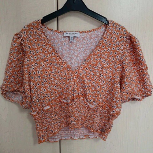 Floral orange top with elastic waist like new Pull & Bear