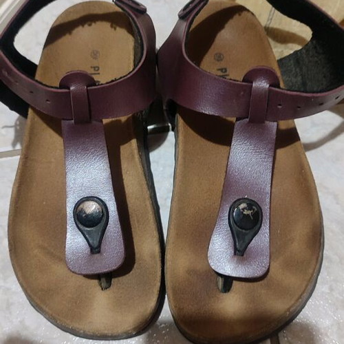 Girls' shoes like new, sizes 30-31