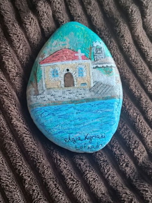 Painted stone new with image of Lefkada landmark