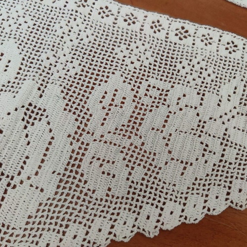 Set of 4 handmade white crochet filet pieces 100% cotton