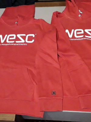 Φούτερ WESC μεταχειρισμένα, πακέτο 2, νούμερα S και M