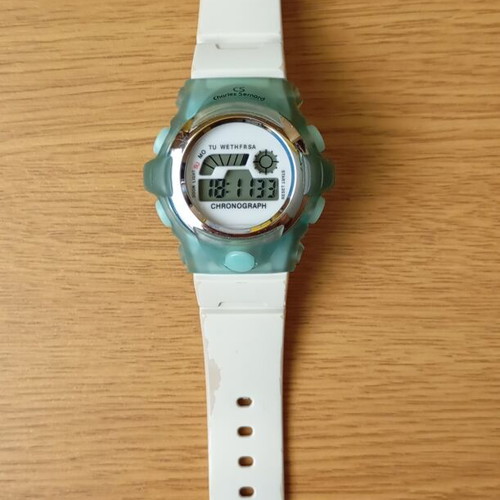 Digital watch with Casio G-Shock strap, unisex